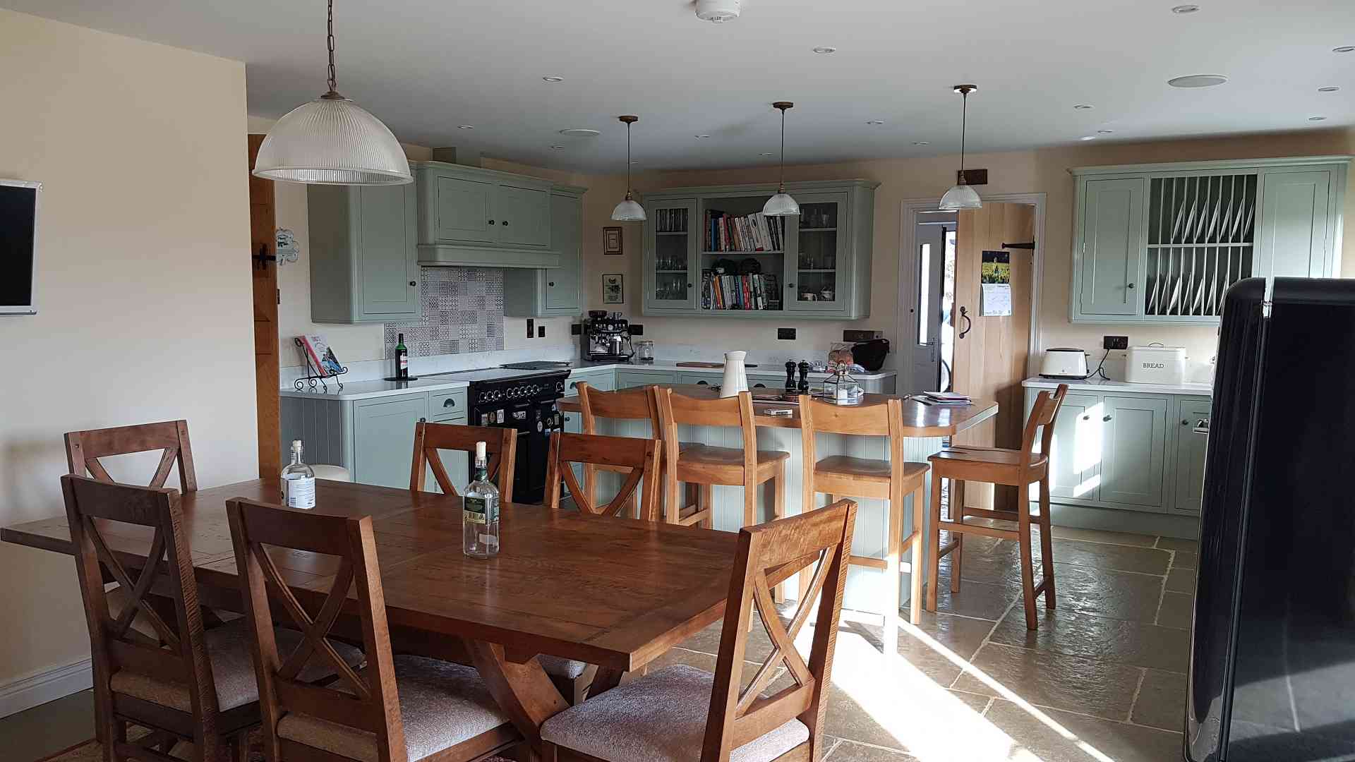 dining kitchen inside sefton cottage