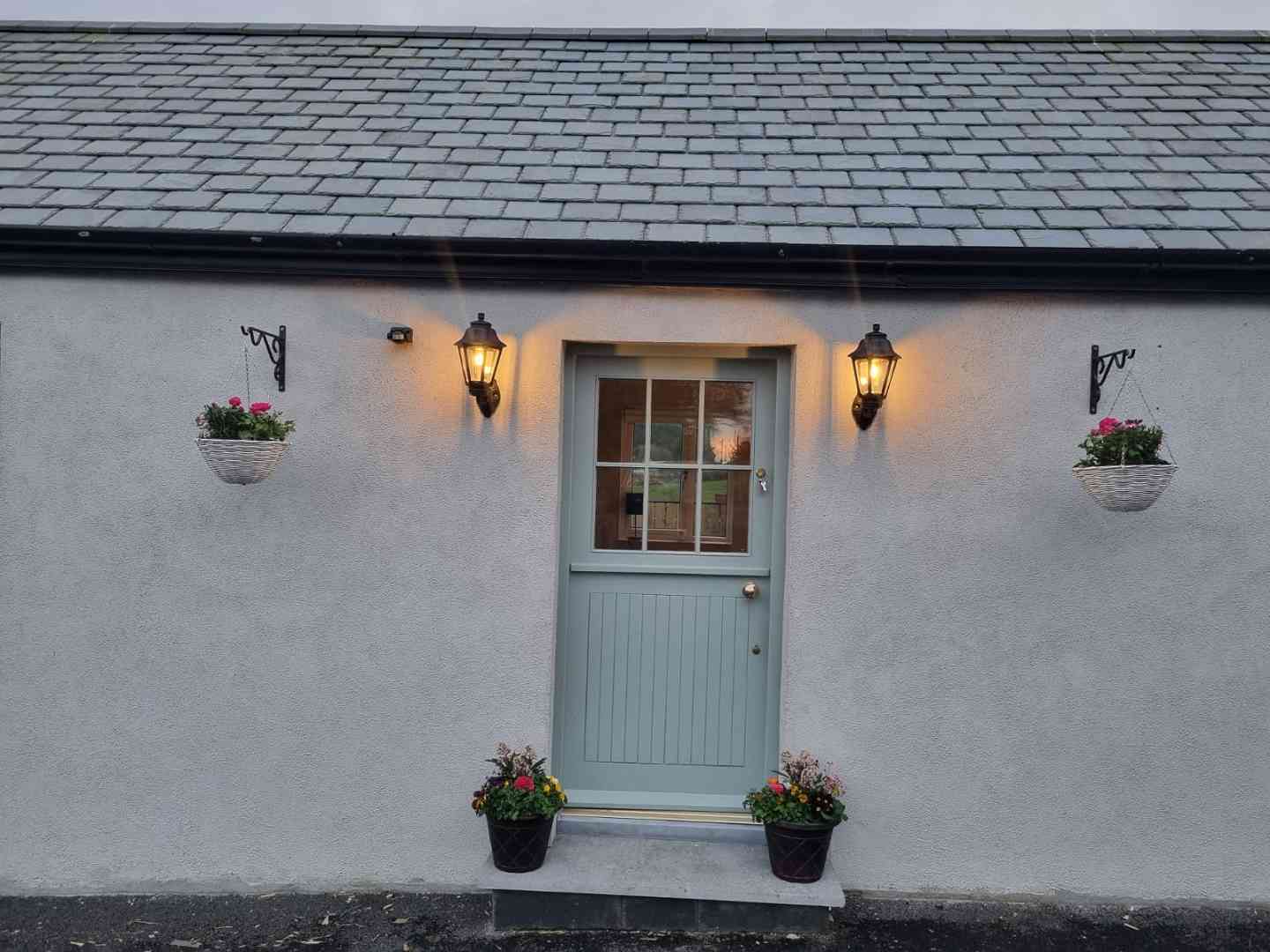 Exterior of Lacka Lodge