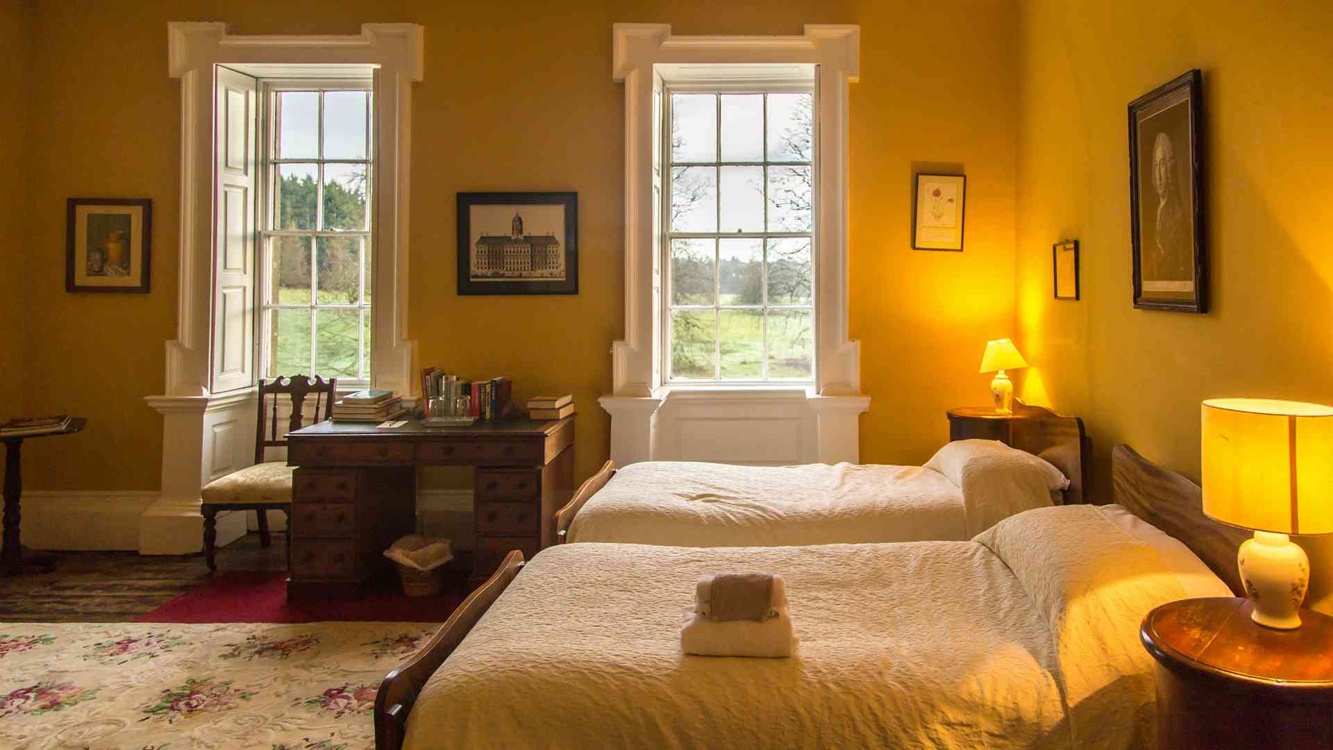roundwood house 5 yellow room 